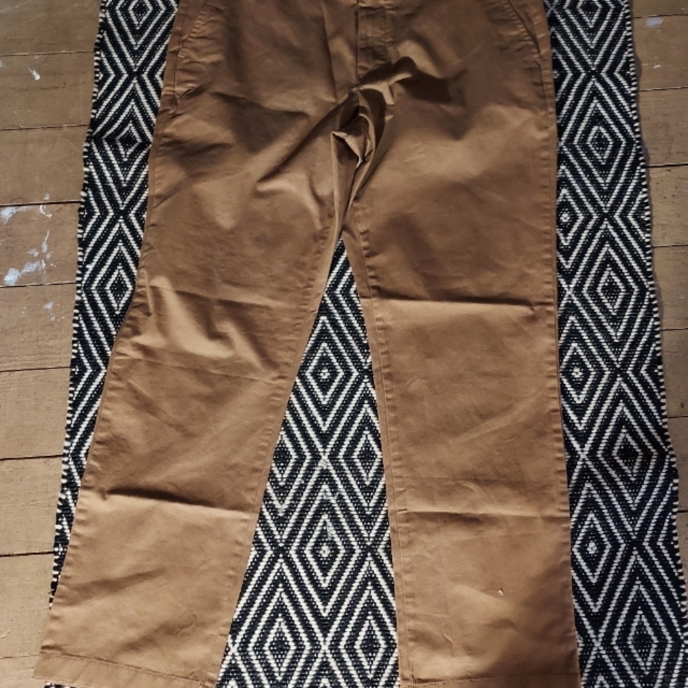 36W/30L Tommy Hilfiger khaki pants